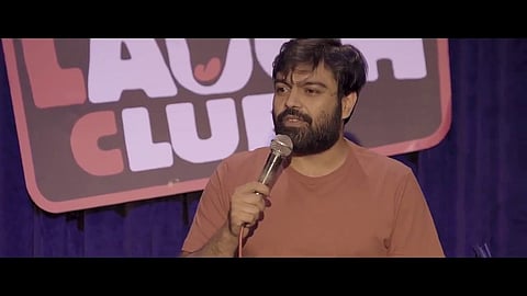 ‘Practice’ is Manik Mahna’s newest comedy set & he’s going to perform it live in Indore!