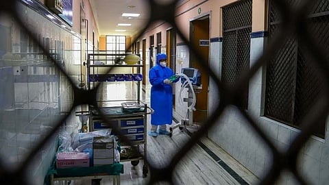 Lucknow's CMO issues new guidelines to cap Coronavirus treatment cost in private hospitals