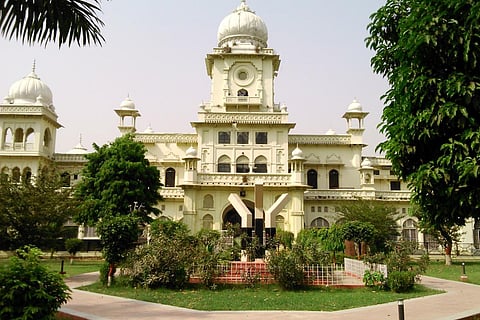 Lucknow University registers a record high of more than 73,000 applications!