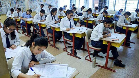 CISCE ने कक्षा 10वीं और 12वीं के सेमेस्‍टर 2 एग्‍जाम की तारीखों की संशोधित डेटशीट जारी की