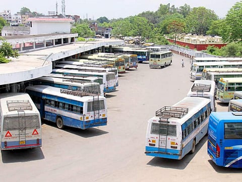 UPSRTC aims to add 100 new buses to its existing fleet in Lucknow within 100 days!