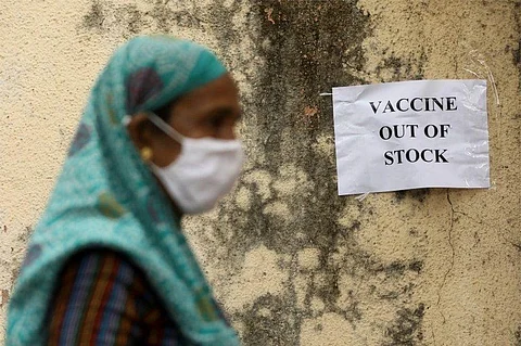 Watch | The roll-out of precaution doses for 18+ delayed in Goa