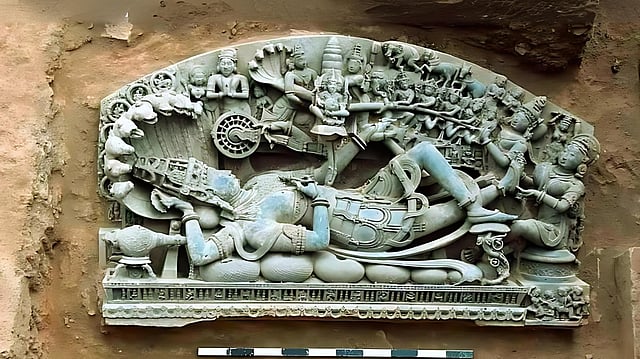 Ancient 'Sheshshayi Vishnu' sculpture unearthed in Maharashtra's ...
