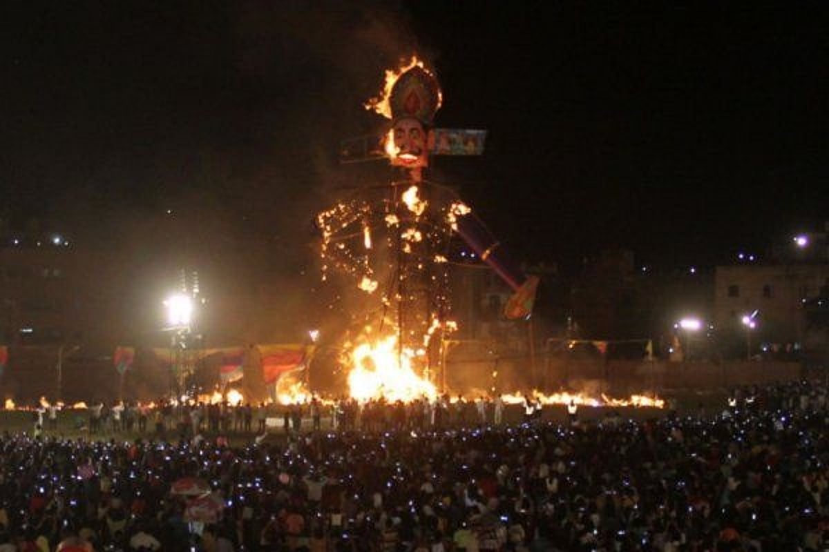 Eco-friendly Dussehra: 21 feet Ravan effigy to burn in Indore without ...