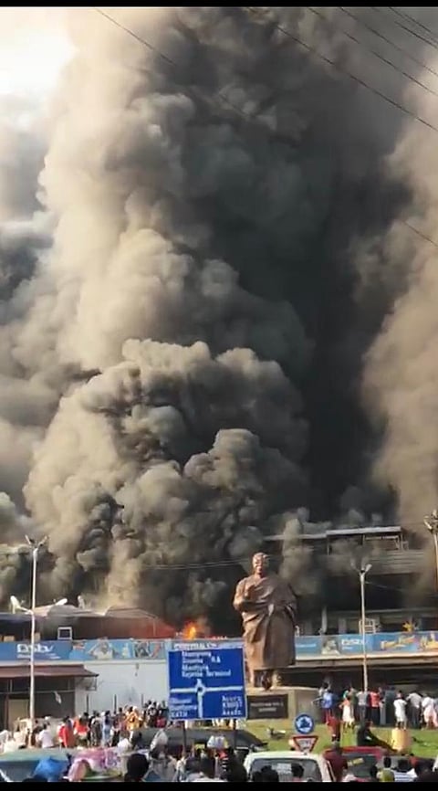 Kejetia Market on fire
