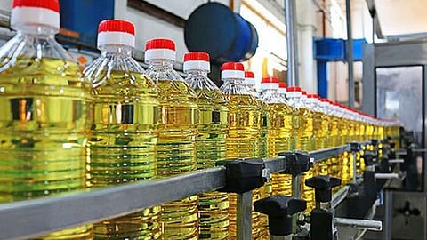 Edible Oil |खाद्यतेलाच्या किंमती आणखी 10 रुपयांनी घटणार!