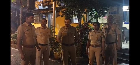 हॅलो ... कोळसेवाडी बाजारपेठेतील कचराकुंडीत बॉम्ब आहे; अफवा पसरवणाऱ्यावर गुन्हा दाखल