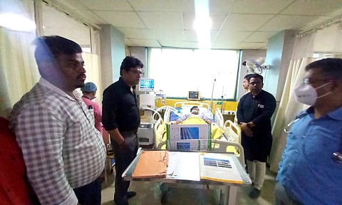 पनवेल महापालिकेच्या ढिसाळ कारभारामुळे अपघात घडला; अभिजीत पाटलांचा आरोप