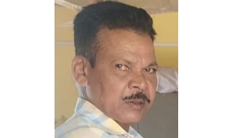 जिल्हाधिकारी कार्यालयात कामासाठी आलेल्या कर्मचाऱ्याची अखेरची 'एक्झिट'