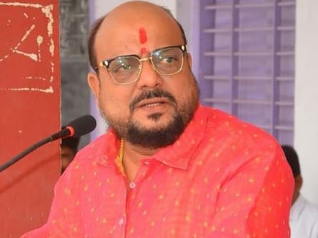 आम्ही रक्त पिणारे नाही तर रक्त देणारे ढेकूण; उद्धव ठाकरेंनी केलेल्या वक्तव्यावर गुलाबराव पाटलांचे प्रत्युत्तर