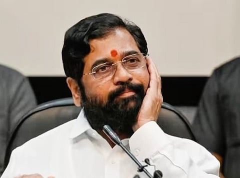 मुख्यमंत्री शिंदे हे सुद्धा त्यांच्या दाढीला कात्री लावतील काय? गुळगुळीत दाढी करतील काय? सामनातून सवाल