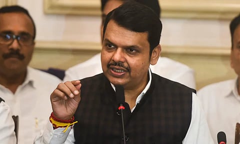 मोदींना हरवण्यासाठी केजरीवाल हे...; - देवेंद्र फडणवीस 