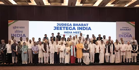 India Alliance : इंडिया आघाडीच्या सर्व नेत्यांचं फोटोसेशन, पाहा फोटो  