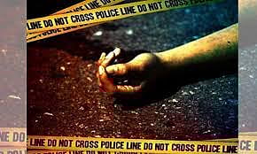 पुणे सोलापूर महामार्गावर 5 जणांना चिरडले, तिघांचा मृत्यू दोघे जखमी