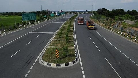 Lucknow To Varanasi In Just 3.5 Hours New Expressway In The Works!