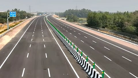 Lucknow-Kanpur Expressway Opens Today