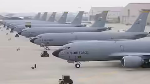 பிரின்ஸ் சுல்தான் விமான தளம் 