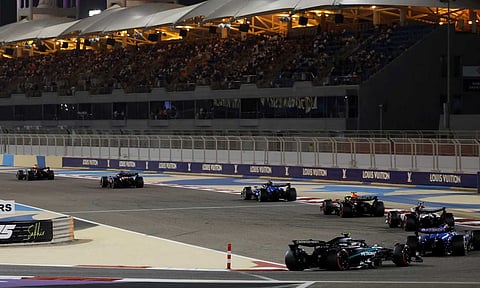 போர் பதற்றம் எதிரொலி: பஹ்ரைன்- சவுதி அரேபியாவில் Formula-1 கார் பந்தயம் ரத்து