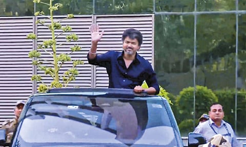 Karur Stampede Case | டெல்லி வந்து செல்வதில் சிரமம்... சிபிஐயிடம் கோரிக்கை வைத்த விஜய்
