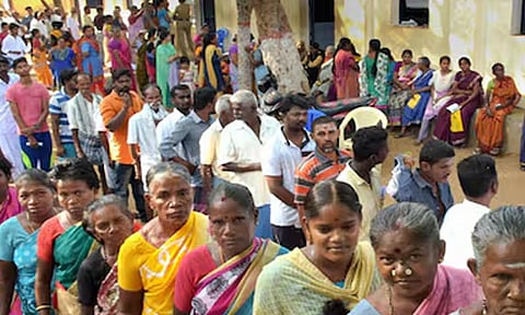 TN Assembly Election | ஏப்.23-ந்தேதி ஊதியத்துடன் விடுமுறை: தேர்தல் ஆணையம் உத்தரவு