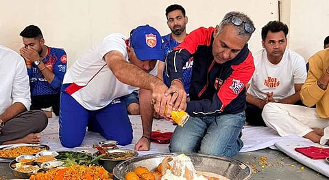 IPL 2026 Punjab Kings | எப்படியோவது ஜெயிக்கனும்.., பூஜை போட்ட ரிக்கி பாண்டிங்