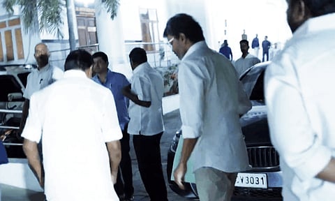 TVK Vijay | பெண்கள் குறித்து தரக்குறைவான பேச்சு... தமிழ்நாடு ஏ.டி.ஜி.பி.யிடம் விஜய் புகார்