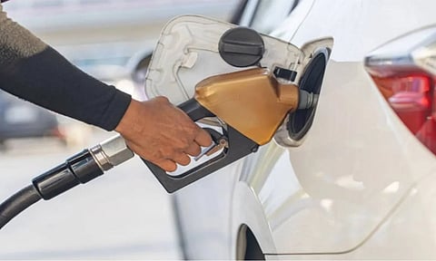 கலால் வரி குறைப்பால் பெட்ரோல், டீசல் விலை குறைய வாய்ப்பா?