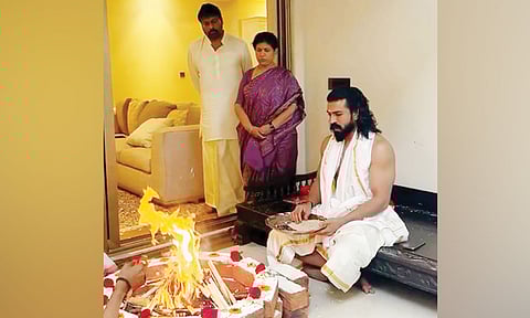 சிரஞ்சீவி வீட்டில் நடந்த சிறப்பு யாகம்