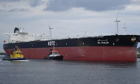 Iran War| துபாய் கடற்கரையில் குவைத் எண்ணெய் கப்பல் மீது டிரோன் தாக்குதல்