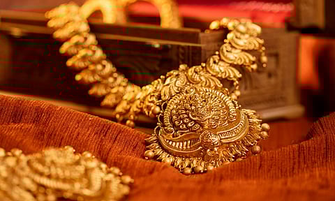 GOLD PRICE TODAY | ஒரே நாளில் அதிரடியாக குறைந்த தங்கம் விலை