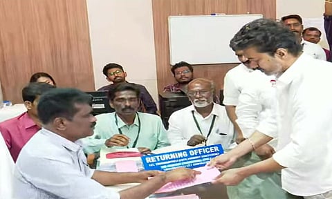 TN Assembly Election | திருச்சி கிழக்கு தொகுதியில் விஜய் வேட்புமனு தாக்கல் 
