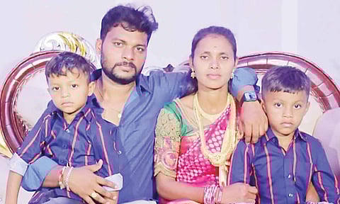 2-வது மனைவியுடன் இருந்த படங்களை காட்டி கணவர் சித்ரவதை- 2 மகன்களை கொன்று பெண் தற்கொலை