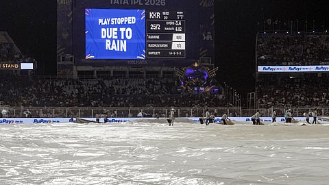 IPL 2026 | மழையால் தடைப்பட்ட KKRvsPBKS போட்டி - ரசிகர்கள் Upset