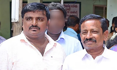 சாத்தான்குளம் தந்தை-மகன் கொலை வழக்கு: 9 காவலர்களுக்கு மரண தண்டனை விதிப்பு 
