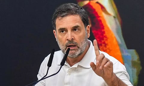 இருட்டில் இந்தியர்கள்.. நாட்டு மக்களின் 'தரவு'களை தாரைவார்க்கிறதா மத்திய அரசு? - ராகுல் கேள்வி