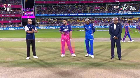 IPL 2026 | 11 ஓவராக குறைப்பு: ராஜஸ்தானுக்கு எதிராக மும்பை இந்தியன்ஸ் பந்து வீச்சு தேர்வு