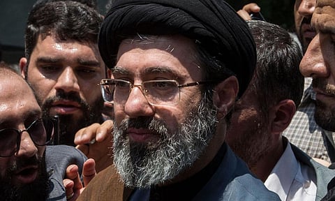 தாக்குதலை நிறுத்த ஈரான் ராணுவத்துக்கு உச்ச தலைவர் மொஜ்தபா உத்தரவு - இது போரின் முடிவு கிடையாது என எச்சரிக்கை | Iran war