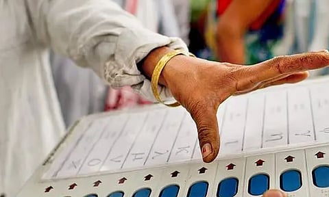 அசாம், கேரளம், புதுச்சேரி வாக்குப்பதிவு: 11 மணி நிலவரம்