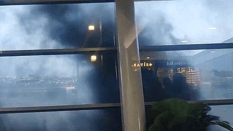 Fire Accident | மும்பை சர்வதேச விமான நிலையத்தில் தீ விபத்து... பதறிய பயணிகள்