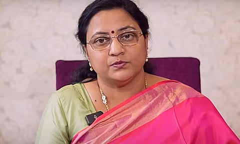 தரக்குறைவாக பேசி வரும் இ.பி.எஸ் மன்னிப்பு கேட்க வேண்டும்- கனிமொழி சோமு கண்டனம்