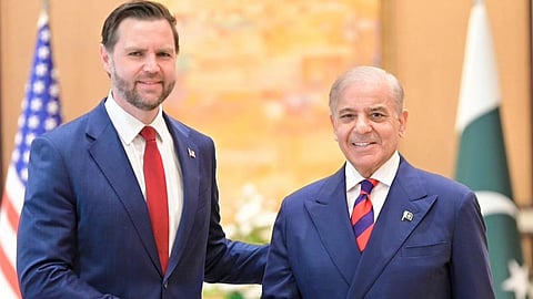 பாகிஸ்தான் பிரதமரை சந்தித்த துணை அதிபர் வான்ஸ்