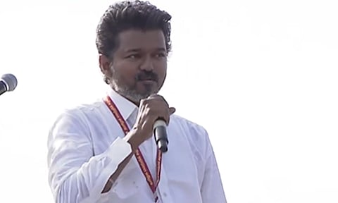 மீனவர் பாதுகாப்பு உரிமைத் தொகை ரூ.20,000-ஆக வழங்கப்படும்..!- விஜய்