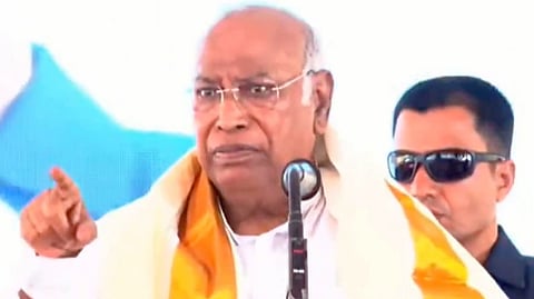 Women Reservation | மகளிர் இட ஒதுக்கீடு  மசோதா... ஒன்று சேரும் எதிர்க்கட்சிகள்... காங்கிரஸ் தலைவர் இல்லத்தில் ஆலோசனை கூட்டம்