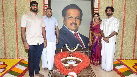 13-ம் ஆண்டு நினைவு நாள்: டாக்டர் பா.சிவந்தி ஆதித்தனார் நினைவு இல்லத்தில் மலர் அஞ்சலி