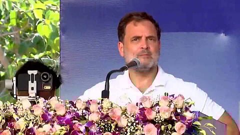 மக்களுக்கு சேவையாற்றிய பழைய அதிமுக இறந்துவிட்டது; அது முடிவுக்கு வந்துவிட்டது: ராகுல் காந்தி தாக்கு