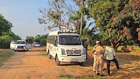 சுப நிகழ்ச்சிக்கு வந்த சிறுமி கூட்டு பாலியல் வன்கொடுமை - திருவண்ணாமலையில்  கும்பல் வெறிச்செயல்