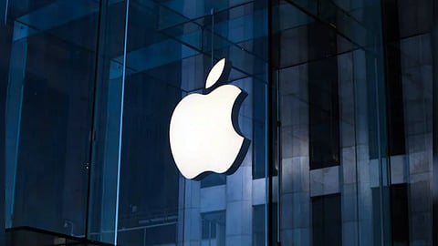 Apple | டிம் குக் விலகலால் பங்கு சந்தையில் ஆப்பிள் நிறுவன பங்குகள் சரிவு