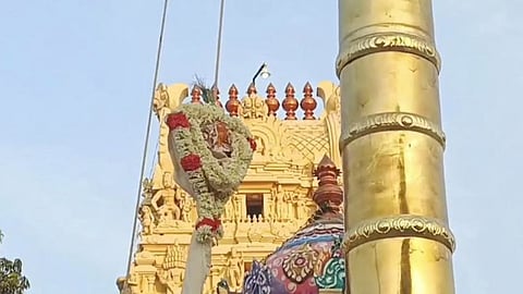 காஞ்சிபுரம் கச்சபேஸ்வரர் திருக்கோவில் சித்திரை உத்திர பெருவிழா உற்சவம் கொடியேற்றத்துடன் தொடங்கியது