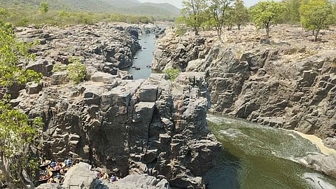 ஒகேனக்கல்லுக்கு நீர்வரத்து 1,500 கனஅடியாக நீடிப்பு
