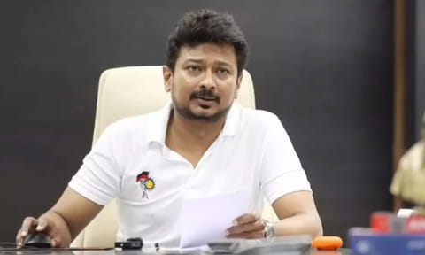 உழைப்பின் மகத்துவத்தைப் போற்றுவோம்.. உழைப்பாளர் உரிமைகளை என்றும் பாதுகாப்போம்!- உதயநிதி